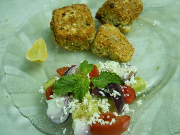 Paneer Crunchy with Greek Salad