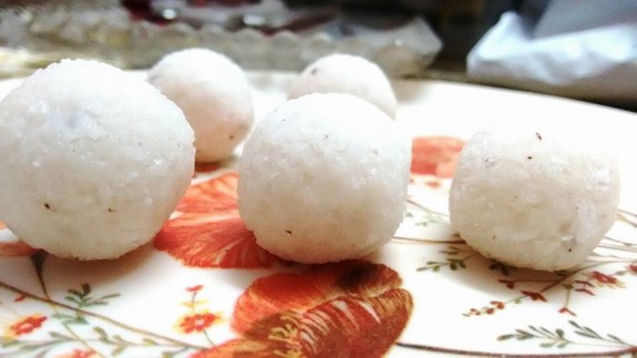 White Coconut Ladoo