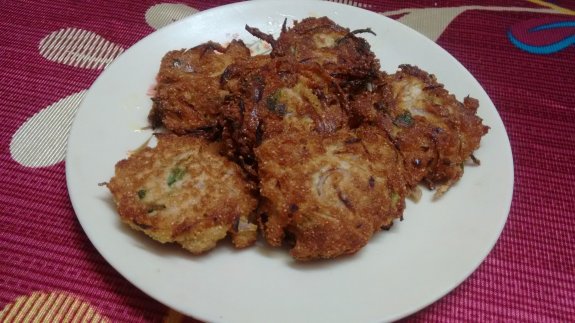 Postor Bara (Poppy Seed Fritters)