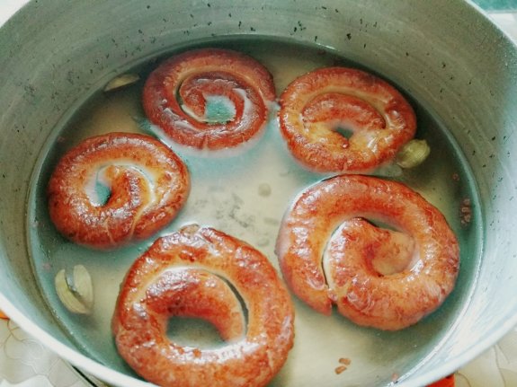 Chanar Jilipi or Paneer Jalebi